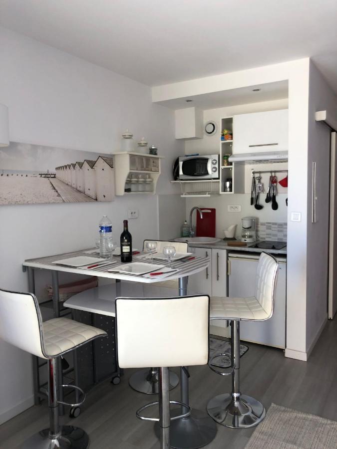 Charmant Studio A Cros De Cagnes מראה חיצוני תמונה
