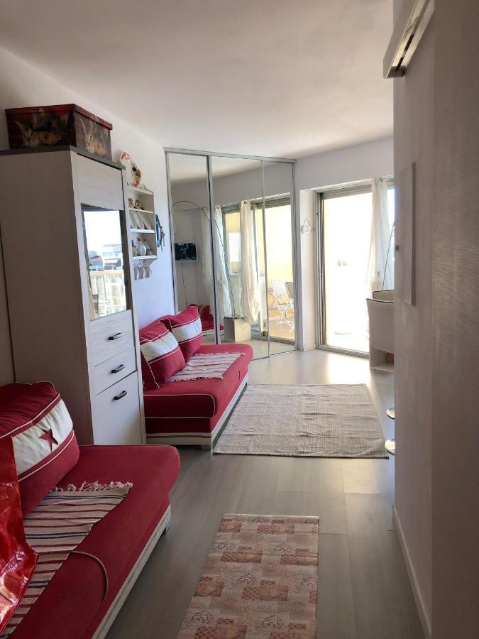 Charmant Studio A Cros De Cagnes מראה חיצוני תמונה